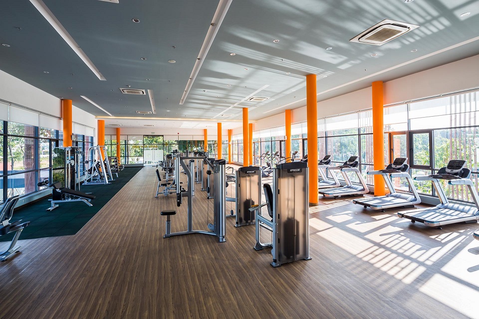 Celadon Sports & Resorts Club có quy mô lên đến 5,4 ha với đầy đủ dịch vụ thể thao cho cư dân